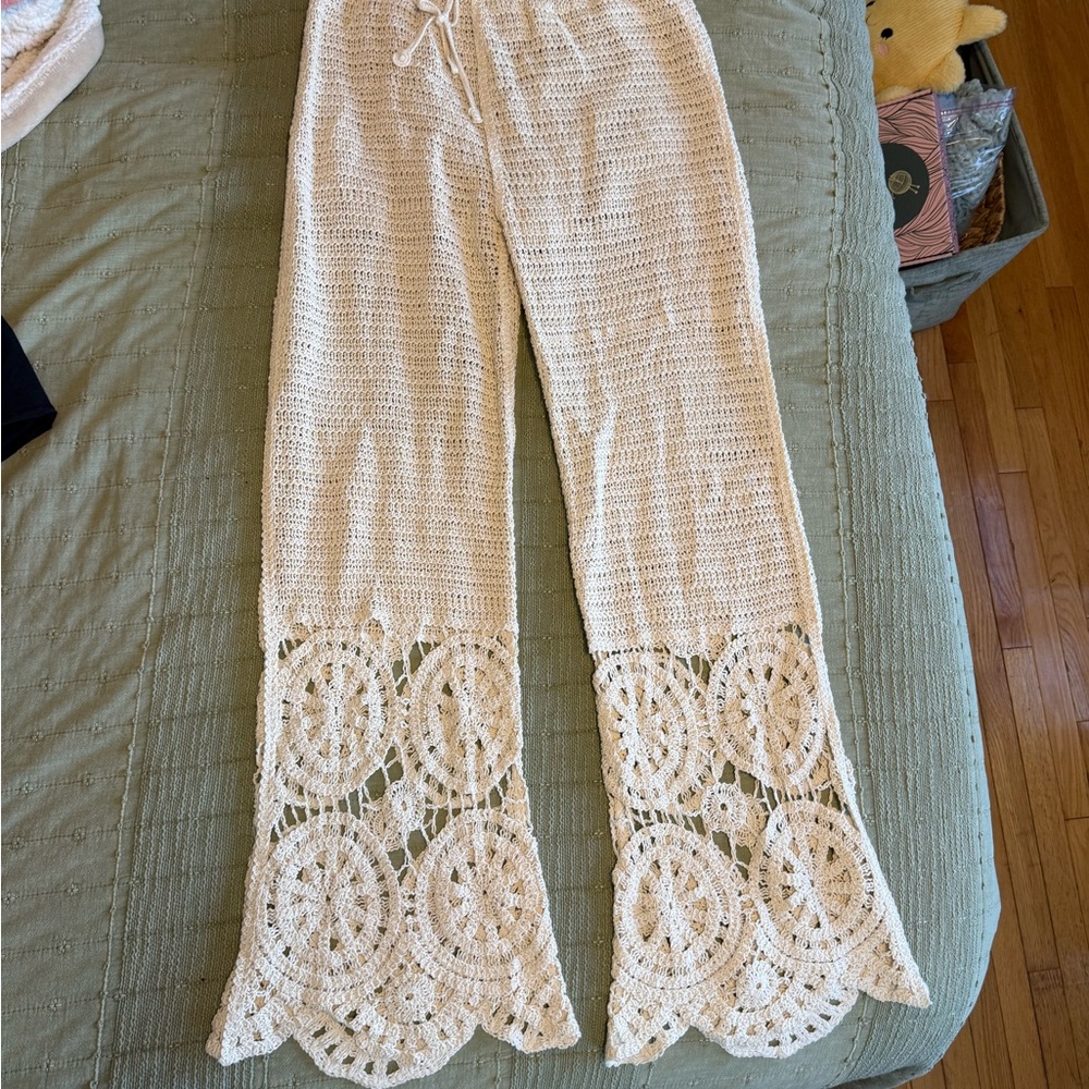 Solitaire Cream Crochet Pants